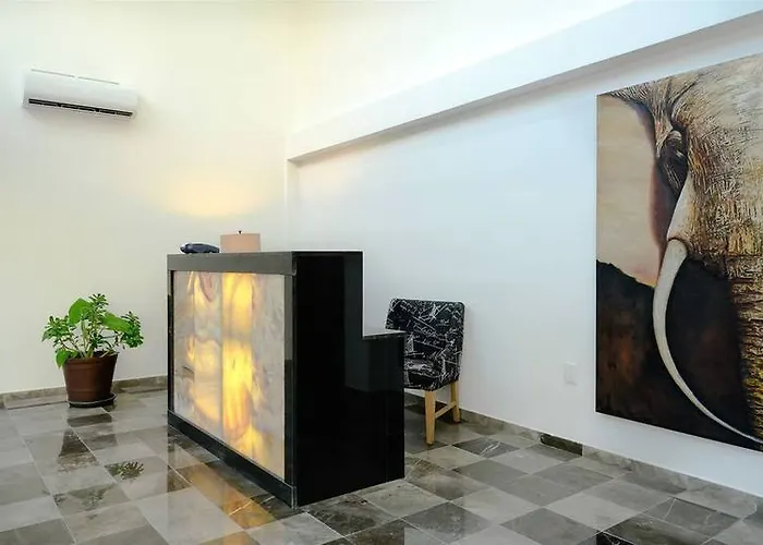 La Playa Aparthotel 3*