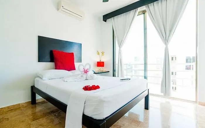 Aparthotel La Playa